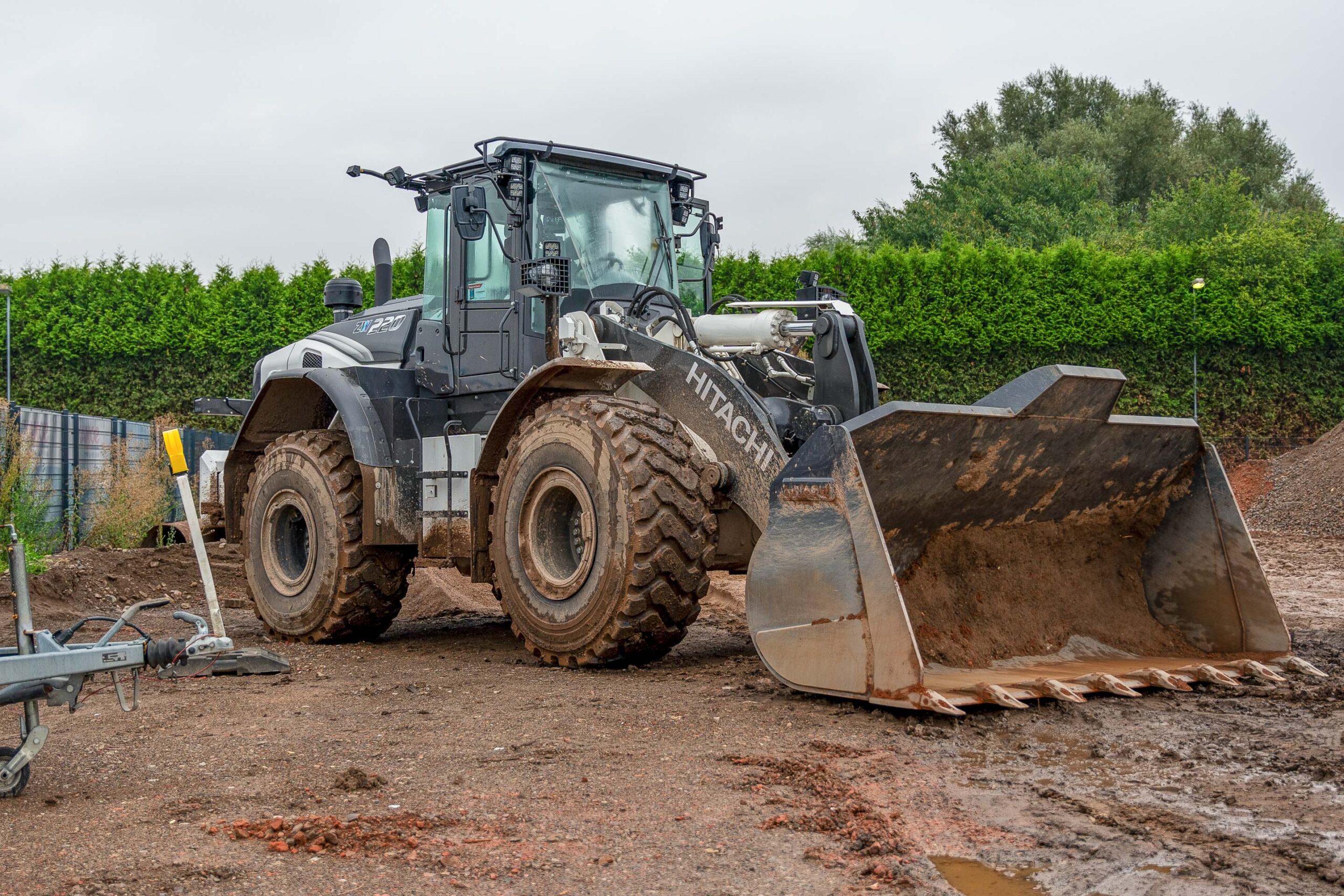 Radlader Hitachi ZW220